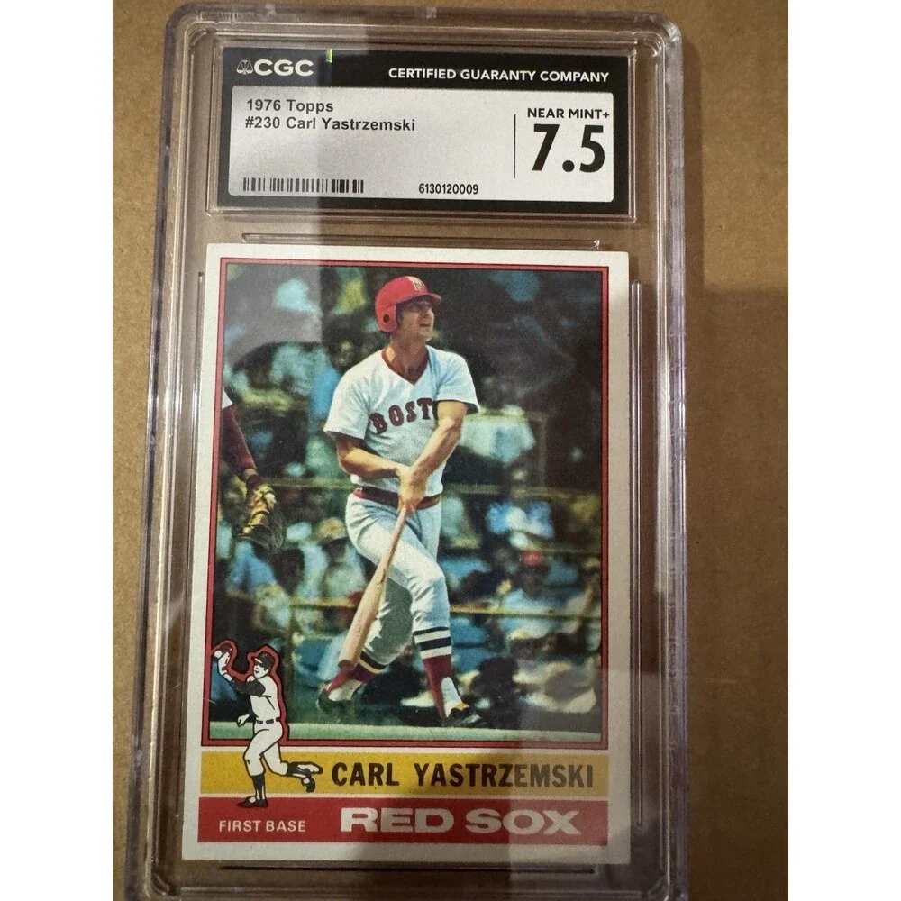1976 Topps - Carl Yastrzemski #230 CGC Graded 7.5 Near Mint